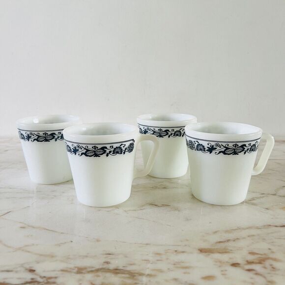 Vintage PYREX® White Navy Old Town Blue Onion No. 1410 Mugs Cups - Set of 4 - Picture 1 of 8